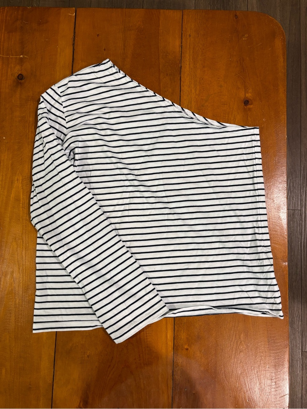 Abercrombie & Fitch White Long-Sleeve Top with Black Stripes